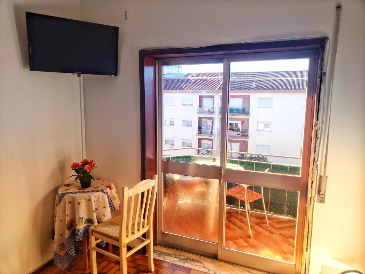 Enjoy Braga Estacao - Charming Bedrooms In The Historic Center Exterior photo
